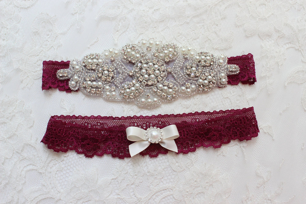 
            
                Load image into Gallery viewer, Burgundy Wedding, burgundy wedding Garter Set with Crystals and Pearls, Lace Wedding Garter Burgundy
            
        