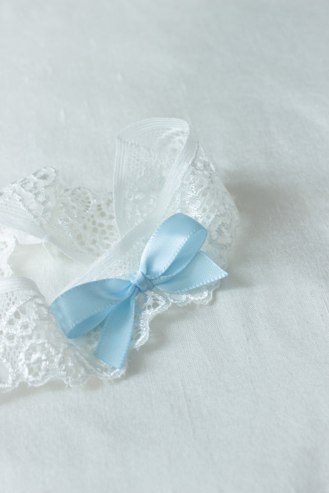 
            
                Charger l&amp;#39;image dans la galerie, blue wedding garter,something blue wedding,blue bridal accessories,lace garter set,white garter set with blue,bridal lingerie
            
        