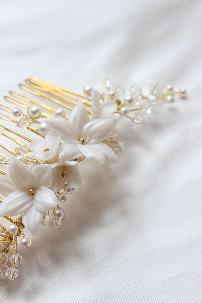 Bridal Comb Headpiece, Floral Wedding Hair Comb, Crystal Pearl Decorative Comb, Floral Hair Accessories, Big Bridal Hair Piece