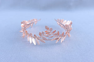 
            
                Charger l&amp;#39;image dans la galerie, rose gold laurel leaf headpiece tiara for bride and wedding
            
        