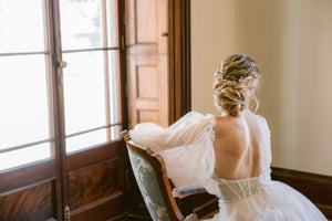 
            
                Load image into Gallery viewer, Bridal headpiece that can be worn with a veil and a princess tulle gown
            
        